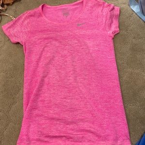 pink nike dry fit never worn